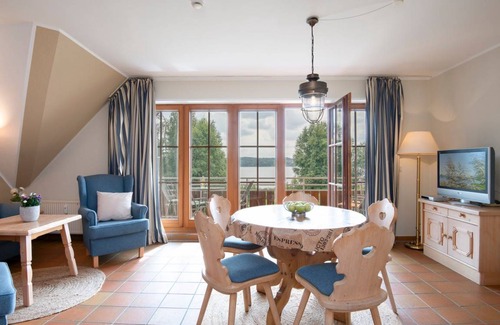 Ponitz am See Apartment | 105 m² Apartment ∙ 2 bedrooms ∙ 6 guests