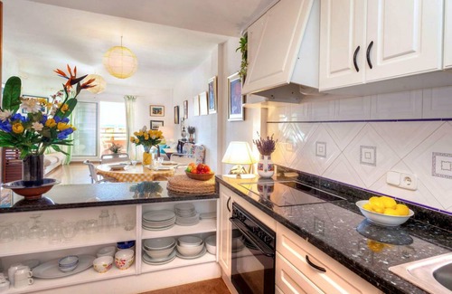 Llanca Apartment | 105 m² Apartment ∙ 3 bedrooms ∙ 5 guests