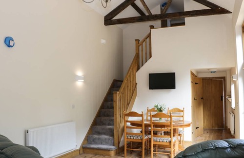Acton Scott Cottage | 105 m² Cottage ∙ 2 bedrooms ∙ 4 guests