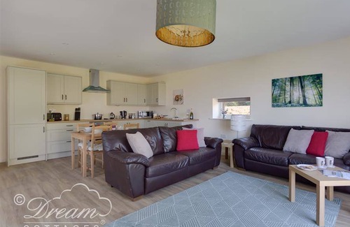 Wyke Regis Cottage | 105 m² Cottage ∙ 2 bedrooms ∙ 4 guests