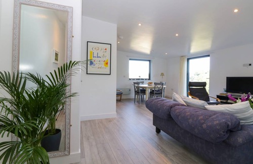 Dartmouth Cottage | 105 m² Cottage ∙ 2 bedrooms ∙ 4 guests