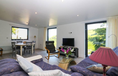 Dartmouth Cottage | 105 m² Cottage ∙ 2 bedrooms ∙ 4 guests