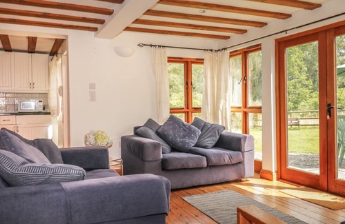 Honiton Cottage | 105 m² Cottage ∙ 2 bedrooms ∙ 4 guests