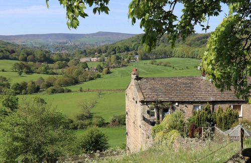 Honley Cottage | 105 m² Cottage ∙ 2 bedrooms ∙ 4 guests
