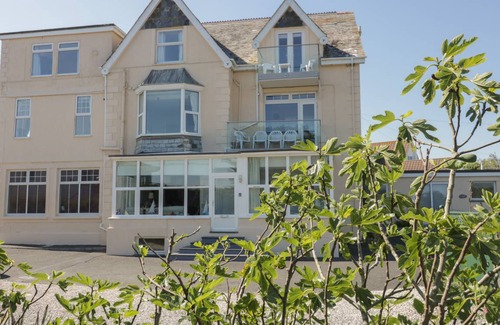 Harlyn Cottage | 105 m² Cottage ∙ 2 bedrooms ∙ 4 guests