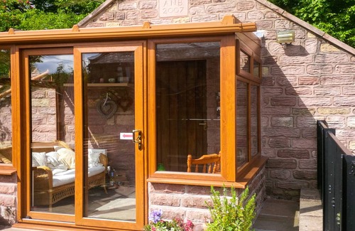 Upper Hulme Cottage | 105 m² Cottage ∙ 2 bedrooms ∙ 3 guests