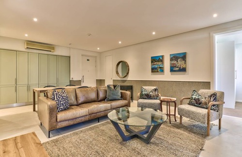 Victoria and Alfred Waterfront Apartment | 107 m² Apartment ∙ 2 bedrooms ∙ 4 guests
