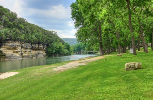 New Braunfels Apartment | 109 m² Apartment ∙ 3 bedrooms ∙ 8 guests