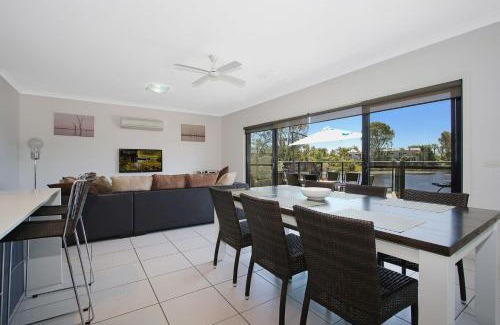 Mulwala House | 11 on Cypress