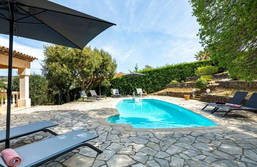 Plage de la Garonnette Other | 110 m² Accommodation ∙ 4 bedrooms ∙ 8 guests