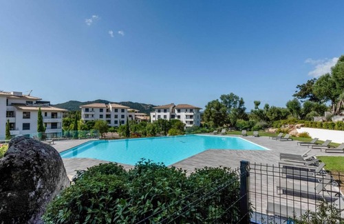 Porto-Vecchio Apartment | 110 m² Apartment ∙ 3 bedrooms ∙ 6 guests
