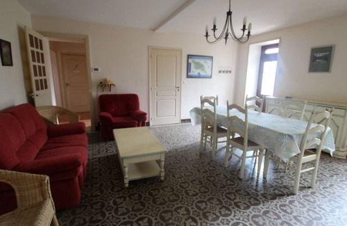 Cugand House | 117 m² House ∙ 4 bedrooms ∙ 8 guests