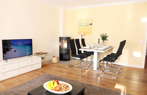 Tinnum Apartment | 118 m² Apartment ∙ 3 bedrooms ∙ 6 guests