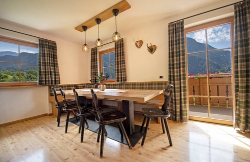Laion Apartment | 120 m² Apartment ∙ 3 bedrooms ∙ 8 guests