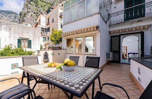 Amalfi Apartment | 120 m² Apartment ∙ 3 bedrooms ∙ 6 guests