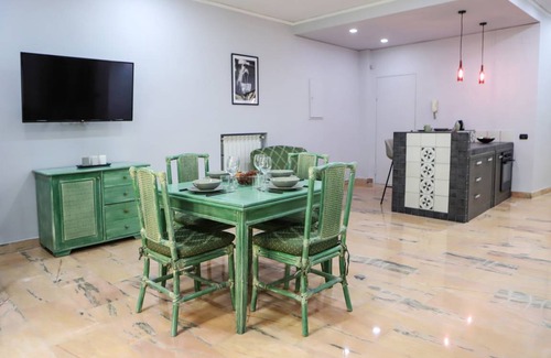 Historical Center Apartment | 120 m² Apartment ∙ 3 bedrooms ∙ 8 guests