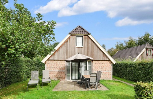 Witteveen House | 120 m² Bungalow ∙ 3 bedrooms ∙ 6 guests