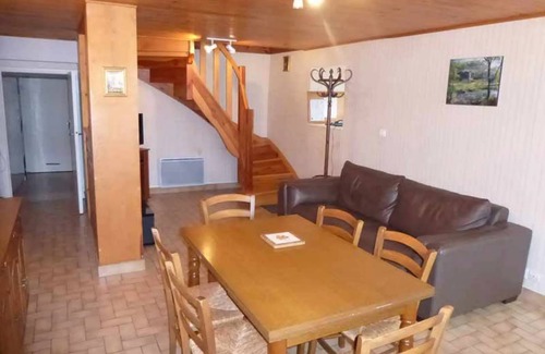 Freycenet-la-Tour House | 120 m² House ∙ 3 bedrooms ∙ 8 guests