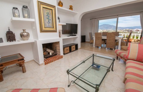 Alcorrin House | 120 m² House ∙ 3 bedrooms ∙ 6 guests
