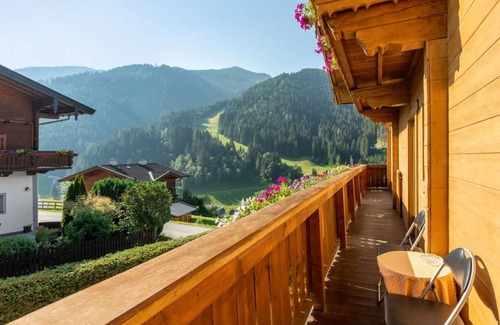 Zell am See Villa | 120 m² Villa ∙ 4 bedrooms ∙ 9 guests