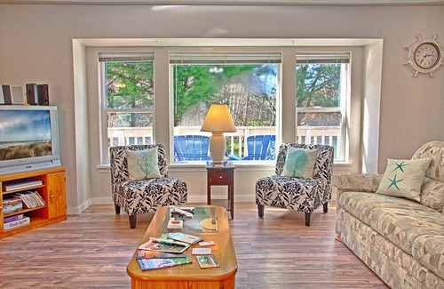 Westport House | 127 m² House ∙ 3 bedrooms ∙ 8 guests