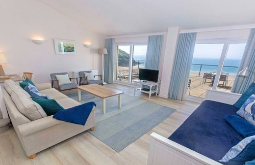 Putsborough Apartment | 130 m² Apartment ∙ 1 bedroom ∙ 5 guests