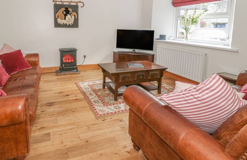 Hawes Cottage | 130 m² Cottage ∙ 3 bedrooms ∙ 5 guests