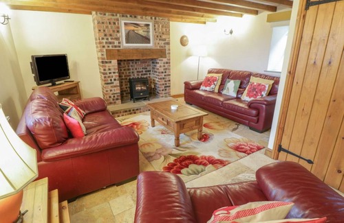 Easington Cottage | 130 m² Cottage ∙ 3 bedrooms ∙ 6 guests