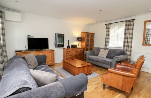Trawscoed Cottage | 130 m² Cottage ∙ 3 bedrooms ∙ 6 guests