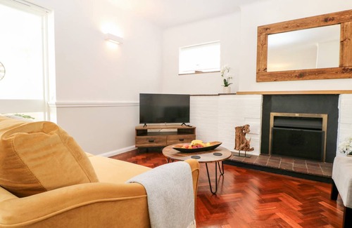Middleton-on-Sea Cottage | 130 m² Cottage ∙ 3 bedrooms ∙ 6 guests