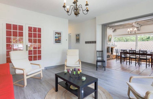Saint-Palais-sur-Mer Apartment | 130 m² Apartment ∙ 4 bedrooms ∙ 8 guests