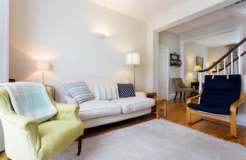 Avonmore and Brook Green House | 130 m² House ∙ 3 bedrooms ∙ 5 guests