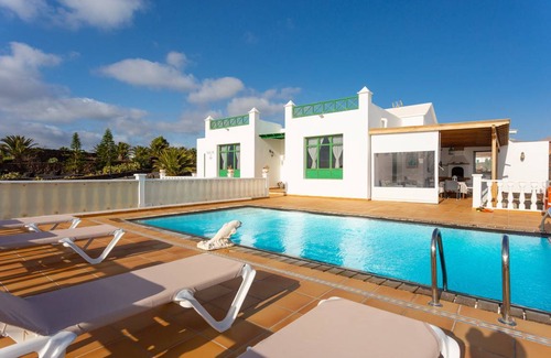 Las Brenas Villa | 130 m² Villa ∙ 3 bedrooms ∙ 6 guests