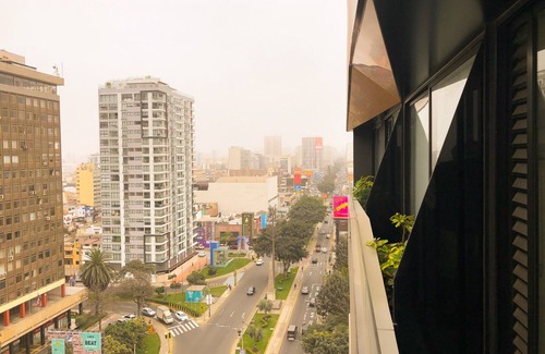 San Antonio Apartment | 1302 - Exclusive, one step away from San Isidro