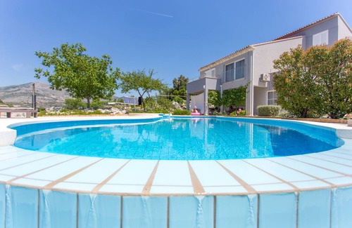 Gornji Brgat Apartment | 134 m² Apartment ∙ 2 bedrooms ∙ 4 guests