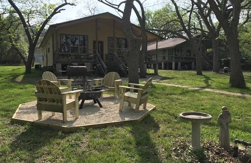 New Braunfels House | 135 m² House ∙ 3 bedrooms ∙ 14 guests