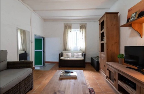 Firgas House | 138 m² House ∙ 2 bedrooms ∙ 4 guests