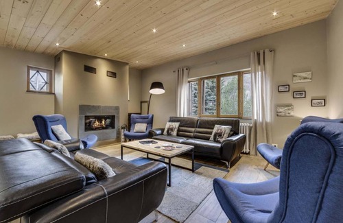 Val-d'Isere Ski Chalet | 140 m² Chalet ∙ 5 bedrooms ∙ 12 guests