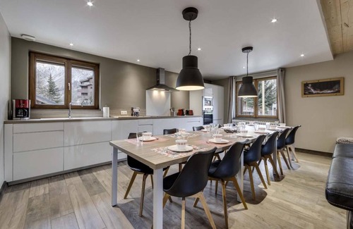 Val-d'Isere Ski Chalet | 140 m² Chalet ∙ 5 bedrooms ∙ 12 guests