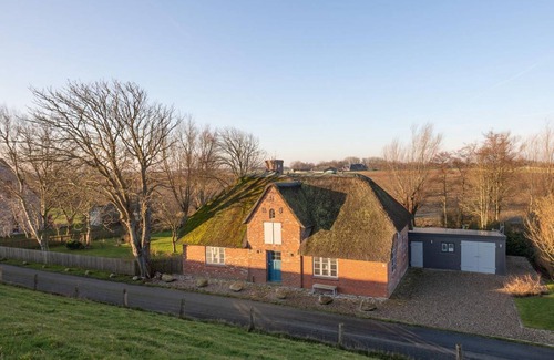 Oldenswort House | 140 m² House ∙ 2 bedrooms ∙ 4 guests