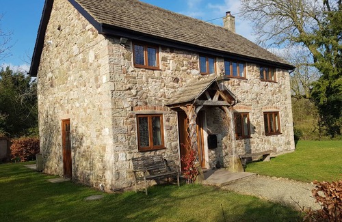 Bishops Castle Cottage | 145 m² Cottage ∙ 4 bedrooms ∙ 7 guests