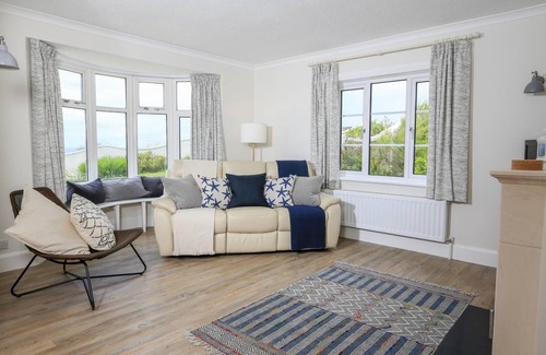 Hope-Cove Cottage | 145 m² Cottage ∙ 4 bedrooms ∙ 7 guests