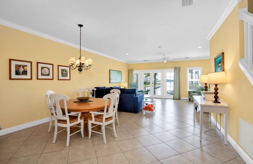 Marathon House | 149 m² House ∙ 3 bedrooms ∙ 8 guests