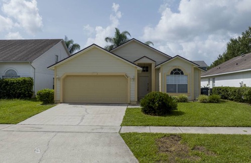 Davenport Lakes House | 149 m² House ∙ 4 bedrooms ∙ 9 guests