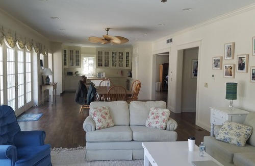 Edgartown House | 15 bedroom home walking distance to Edgartown