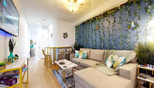Hoboken Apartment | 15 Minutes to NYC - Garden Street Retreat