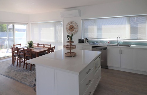 Mallacoota House | 15 Stanley Avenue Mi