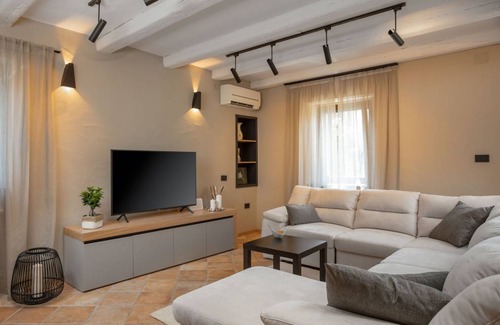 Cepljani House | 150 m² House ∙ 1 bedroom ∙ 7 guests