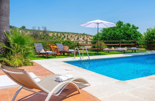 Alozaina House | 150 m² House ∙ 4 bedrooms ∙ 8 guests
