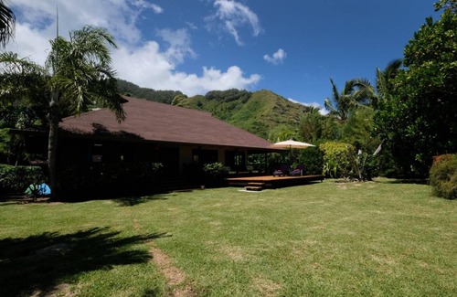 Tiahura Villa | 1500 m² Villa ∙ 2 bedrooms ∙ 6 guests